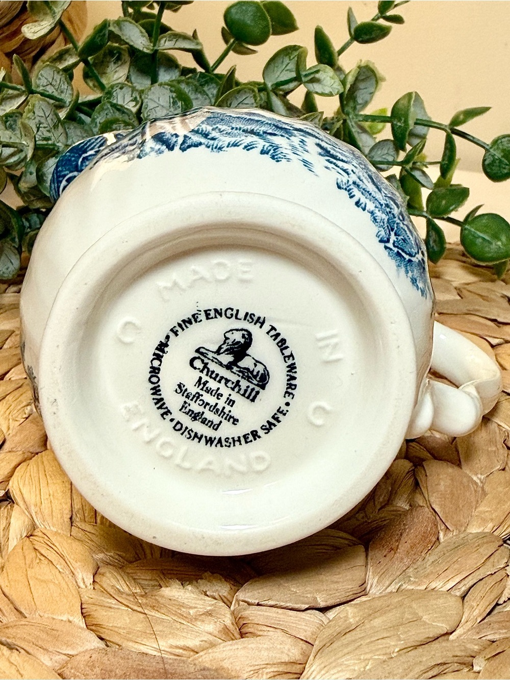 Vintage Churchill The Brook Cream & Sugar Set – Blue Transferware - Picture 8 of 11